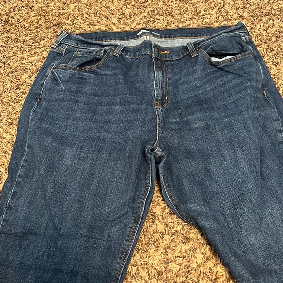 Old Navy mid rise boyfriend jeans - Picture 2 of 7